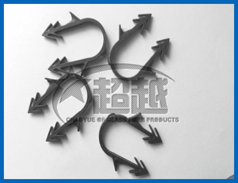 地热塑料卡钉广泛用于地热采暖管的固定上.U形卡钉广泛用于外墙电焊网的固定上。地暖卡钉在规格上又分16.18和20三种规格。U型卡钉底边长1.5公分。两边长2.5公分。